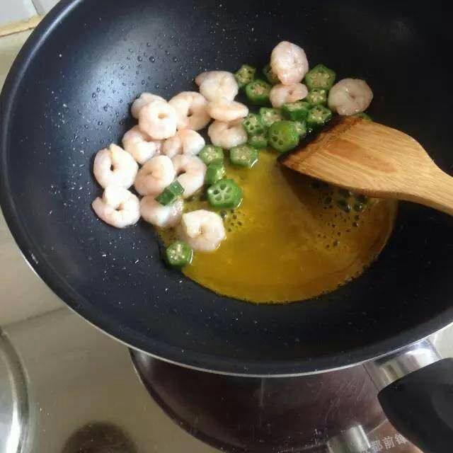 Steps for Mango Shrimp Stir Fry