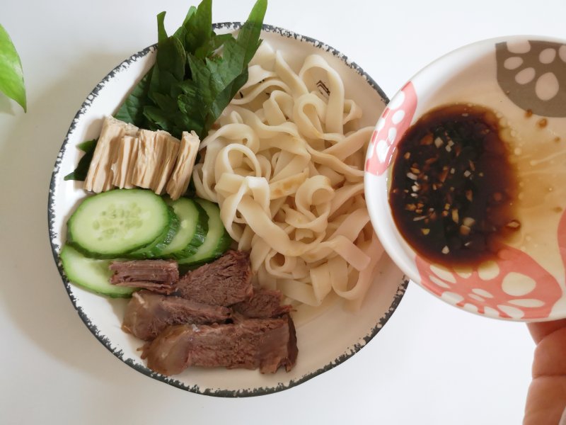 Steps for making Beef Handmade Noodles