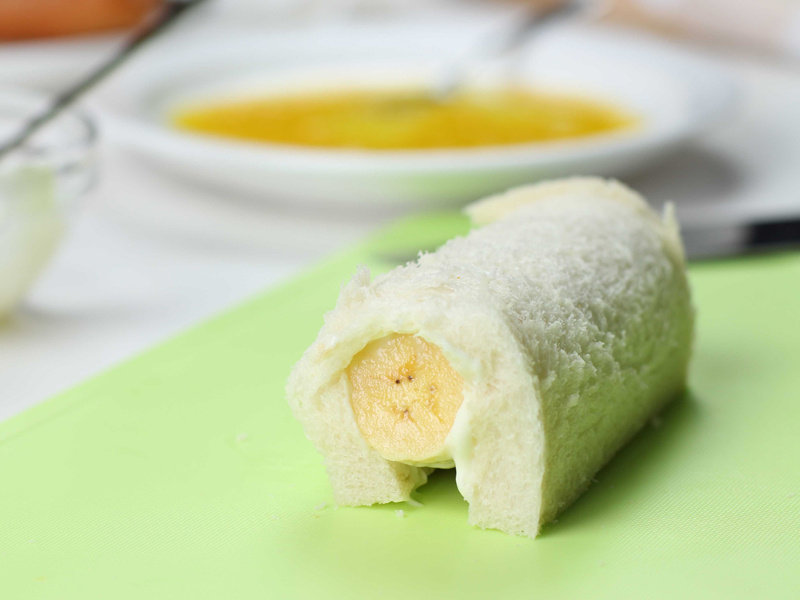 French Toast Roll-Ups Step-by-Step