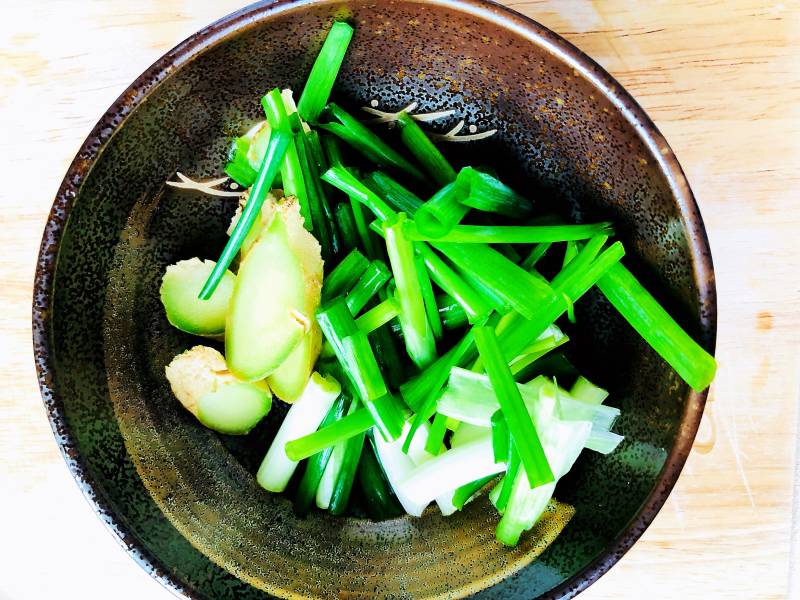 Steps for Making Salt Boiled Conch