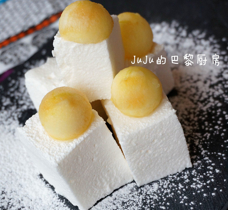 Handmade Apple Marshmallows