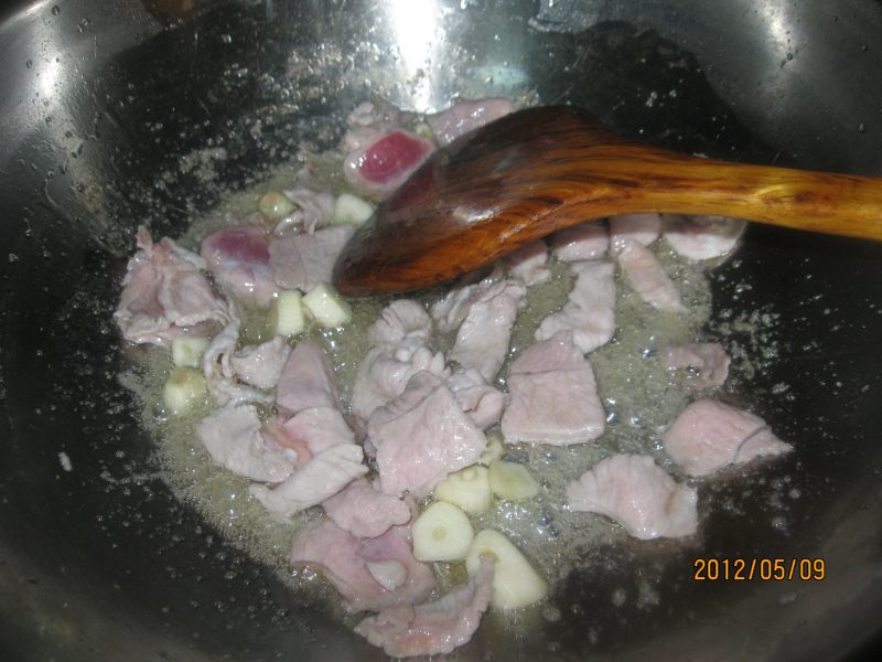 Steps for Stir-fried Pork with Bean Curd Sticks