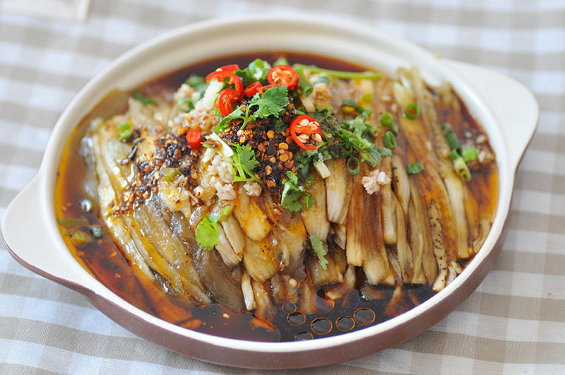 Sour and Spicy Cold Eggplant Salad