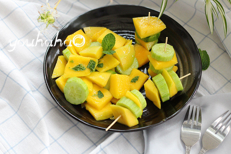 Steps for Cooking Green Mango and Cucumber Platter