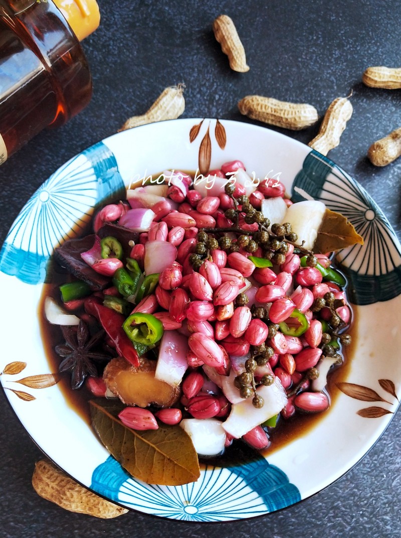 Vinegar-Soaked Peanuts