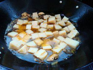 Steps for Cooking Sour and Spicy Rice Noodle Soup with Pickled Vegetables