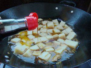 Steps for Cooking Sour and Spicy Rice Noodle Soup with Pickled Vegetables