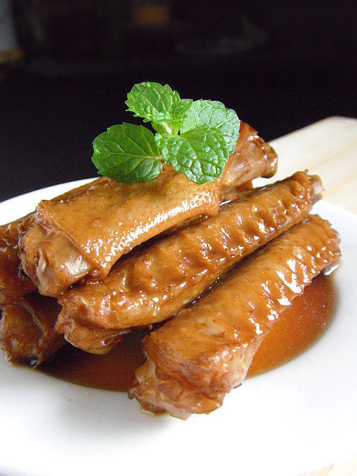 Unforgettable Taste - Five-Spice Braised Duck Wings