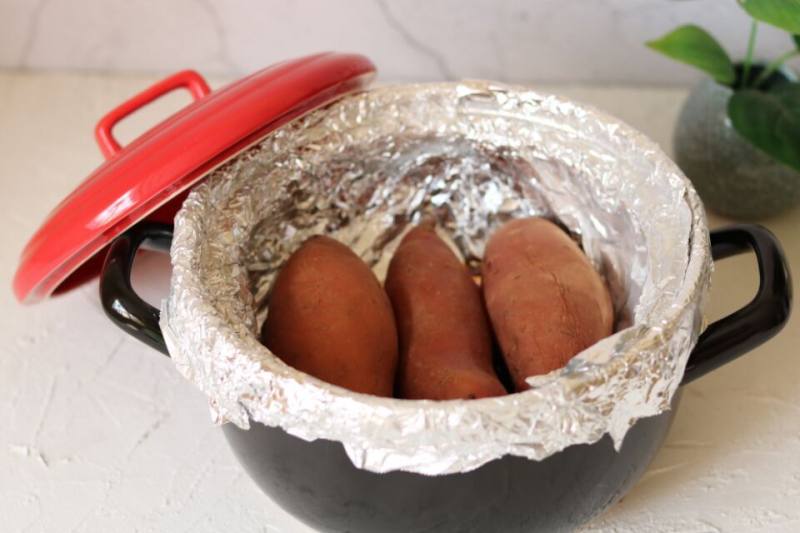 Steps for making Heile Sandpot Roasted Sweet Potatoes