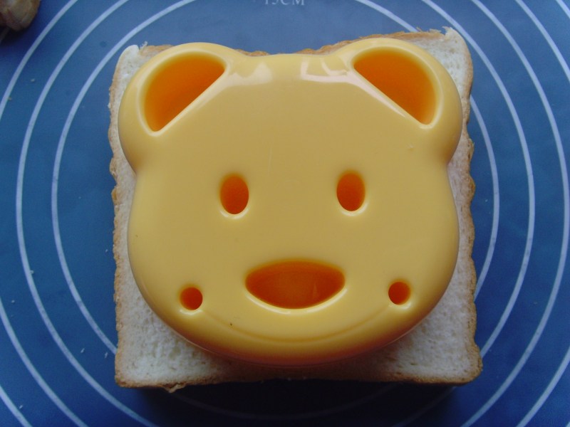 Bear Sandwich Making Steps