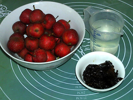 Steps for Making Hawthorn Paste with Brown Sugar