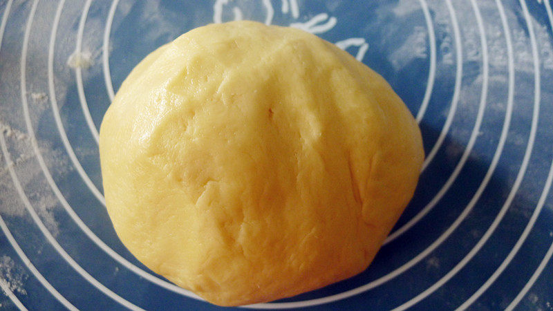 Pineapple Bun Making Steps