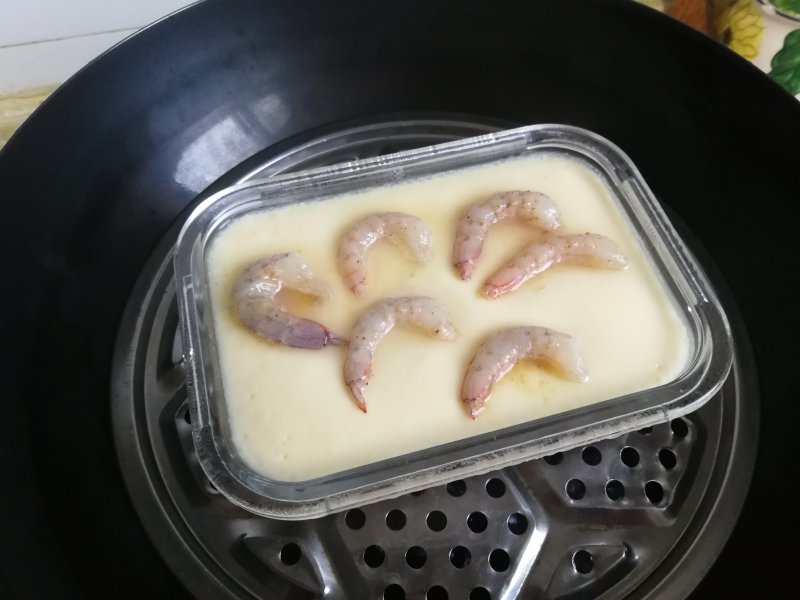 Steps for Shrimp and Rice Cake Steamed Egg Custard