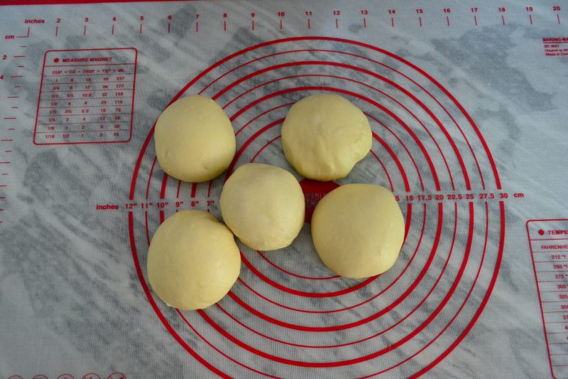 Steps for making Lemon Layer Toast