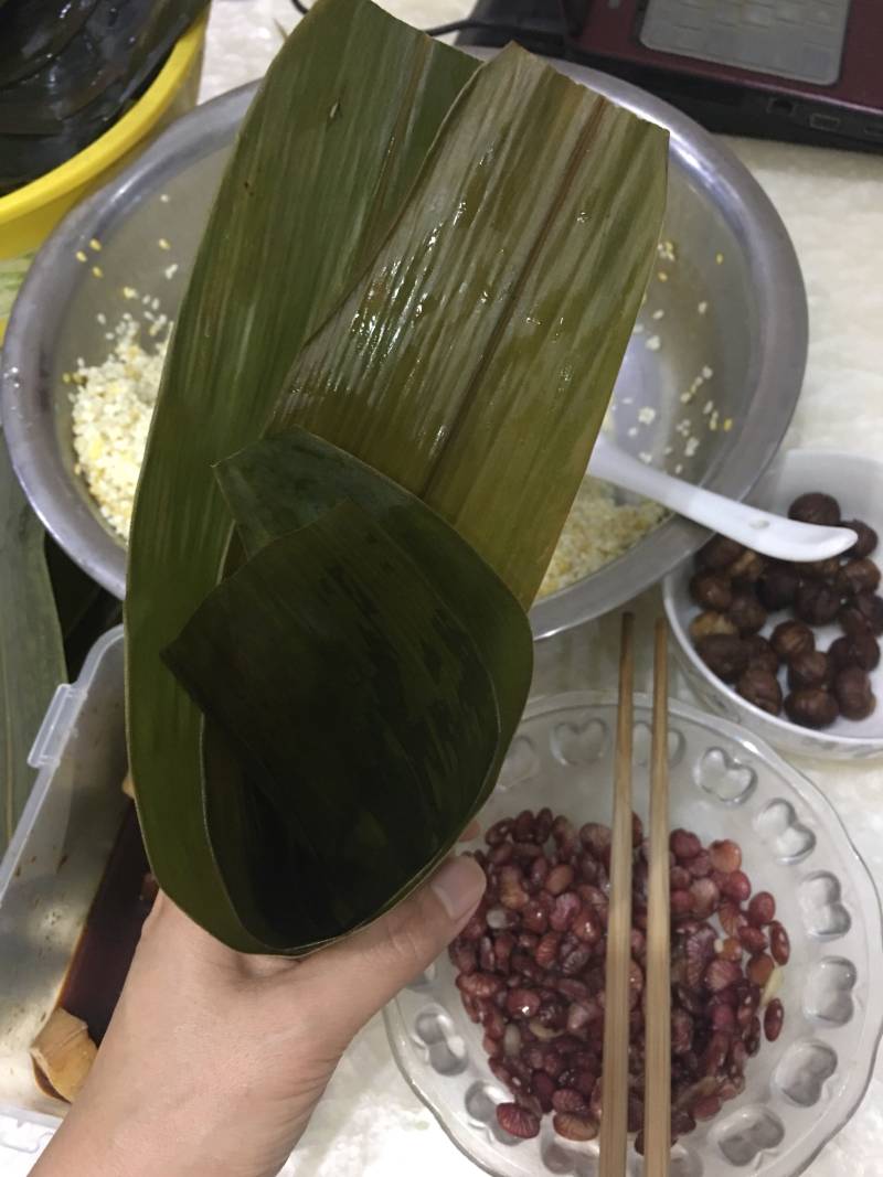 Steps for Making Savory Zongzi