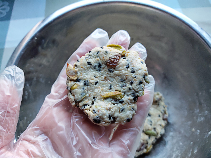 Steps for Making Air Fryer Baked Oatmeal Cookies