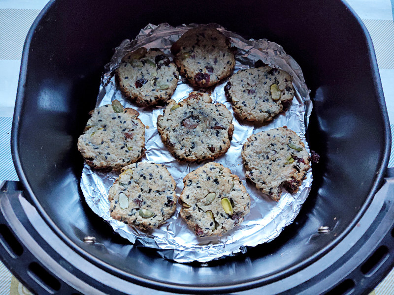 Steps for Making Air Fryer Baked Oatmeal Cookies