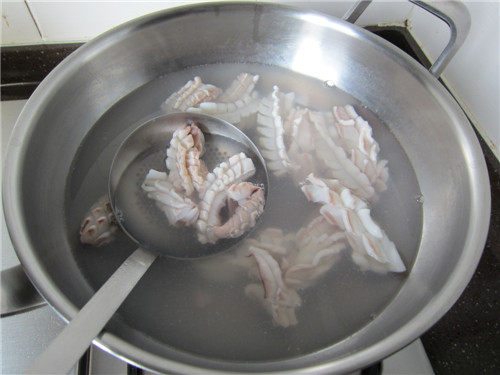 Steps for Making Sweet and Spicy Sauce Squid