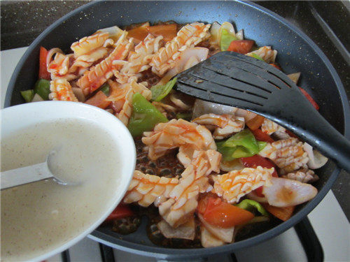 Steps for Making Sweet and Spicy Sauce Squid