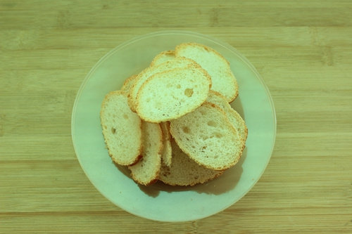 Steps for Making Homemade Bread Crumbs