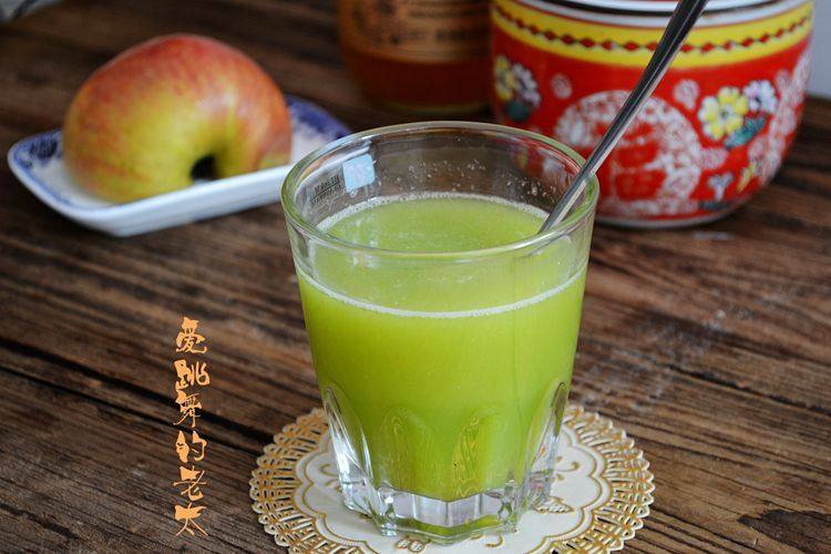 Celery Apple Juice