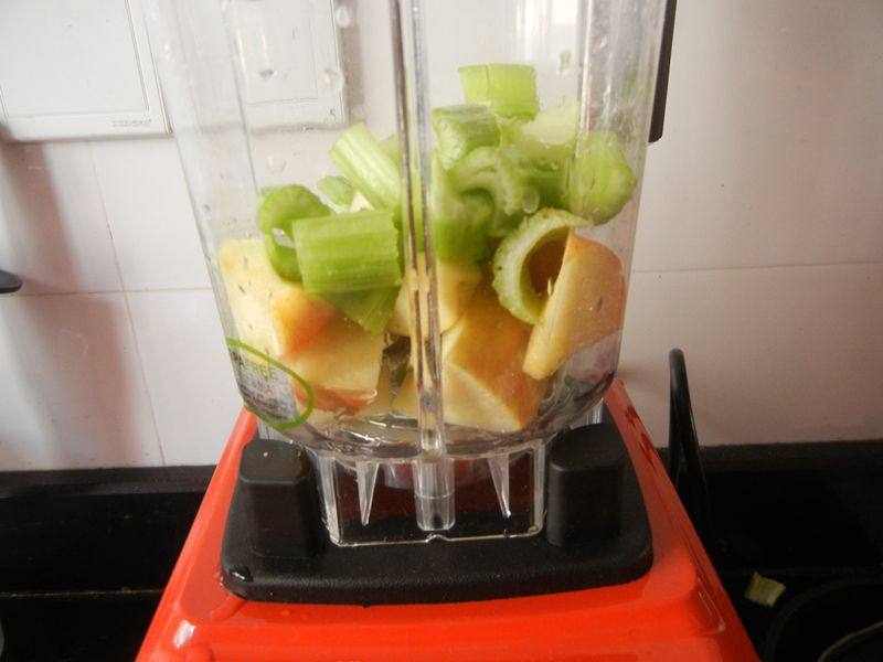 Celery Apple Juice Cooking Steps