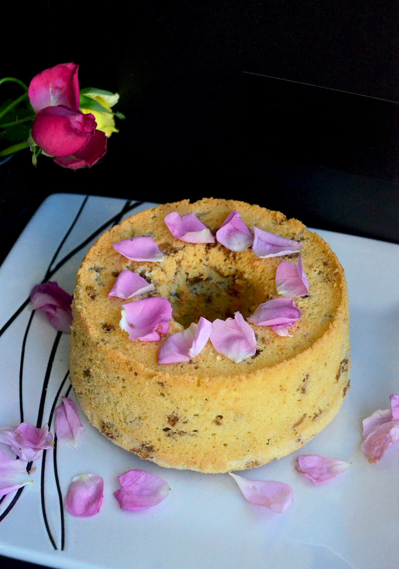 Rose Fresh Flower Cake