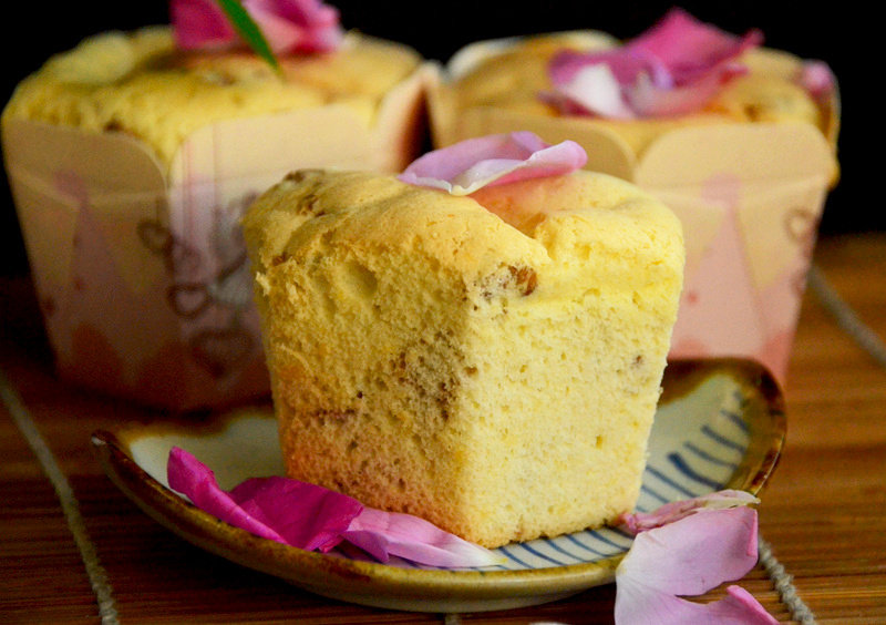 Rose Fresh Flower Cake