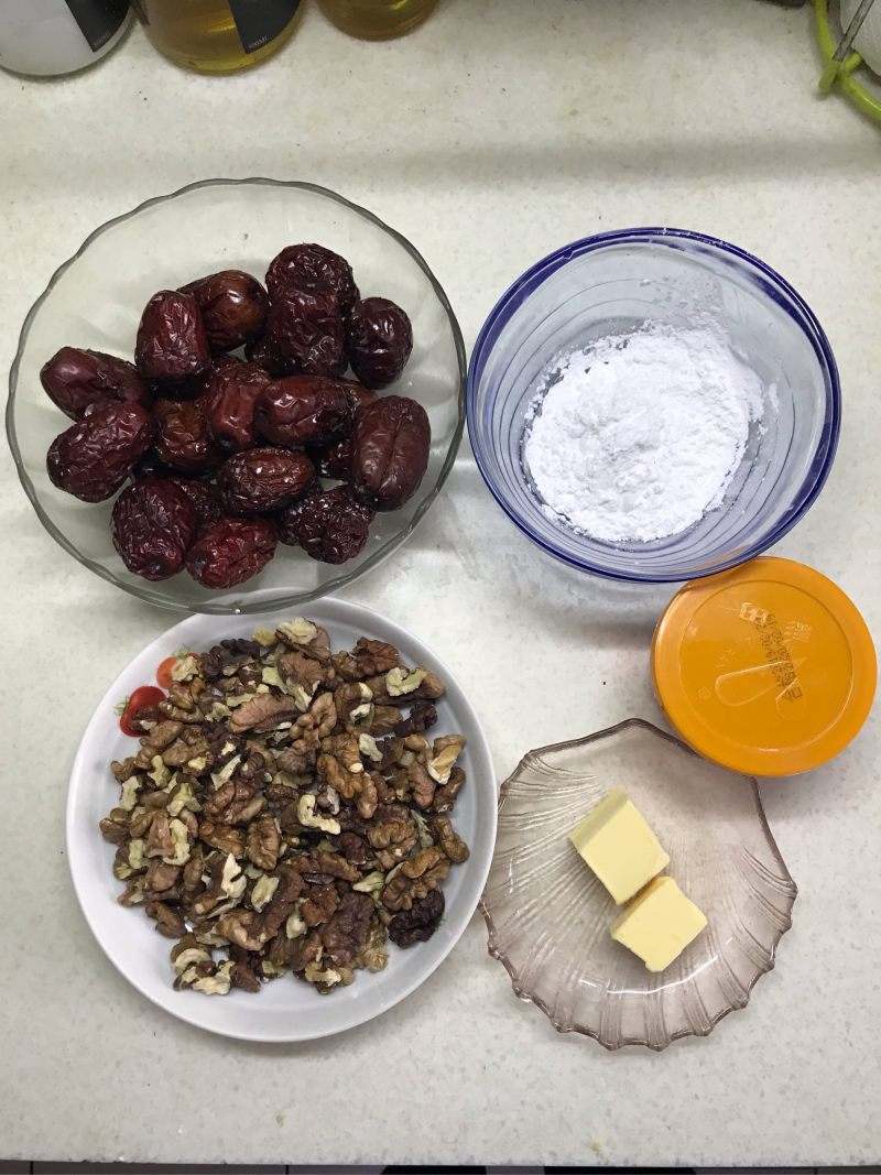 Steps for making Date and Walnut Cake with Chinese Jujube