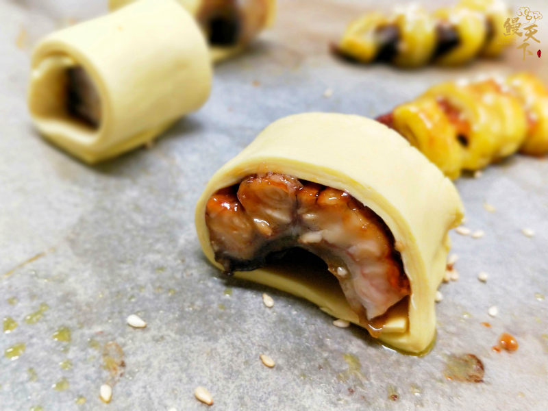 Cooking Steps for Three Delicious Ways to Enjoy Puff Pastry Eel