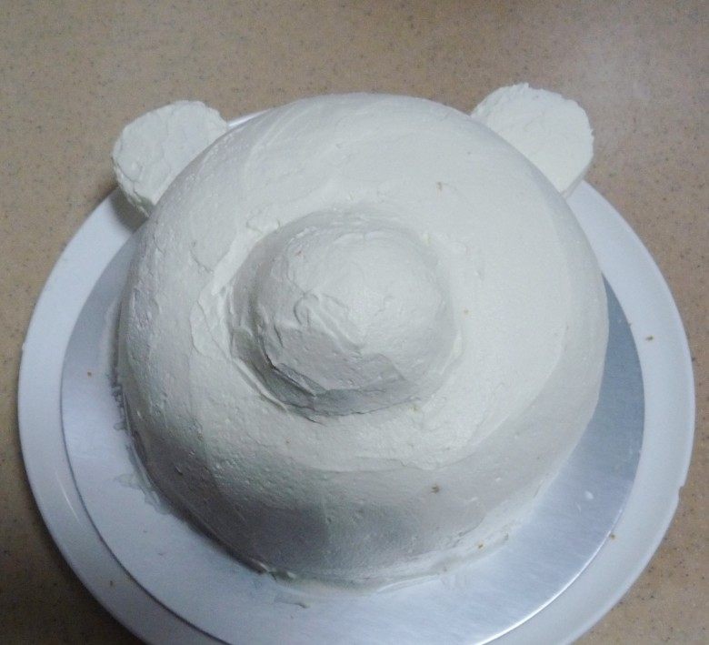 Detailed Steps for Making Super Cute Teddy Bear Cake