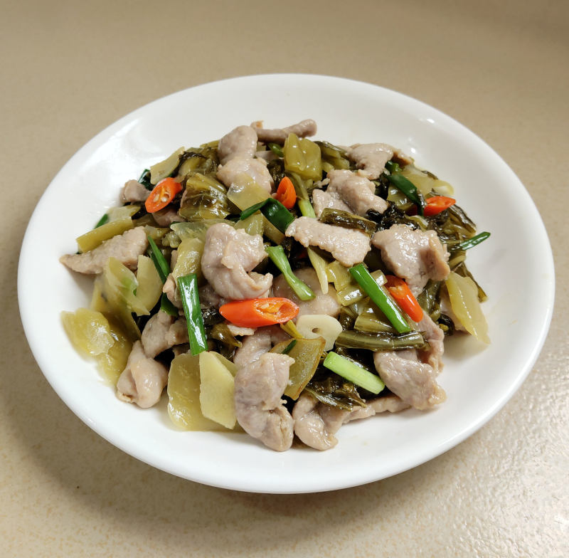 Sour Cabbage Stir-Fried Pork Slices