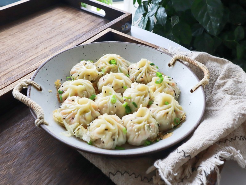 Turnip and Egg Pan-Fried Buns