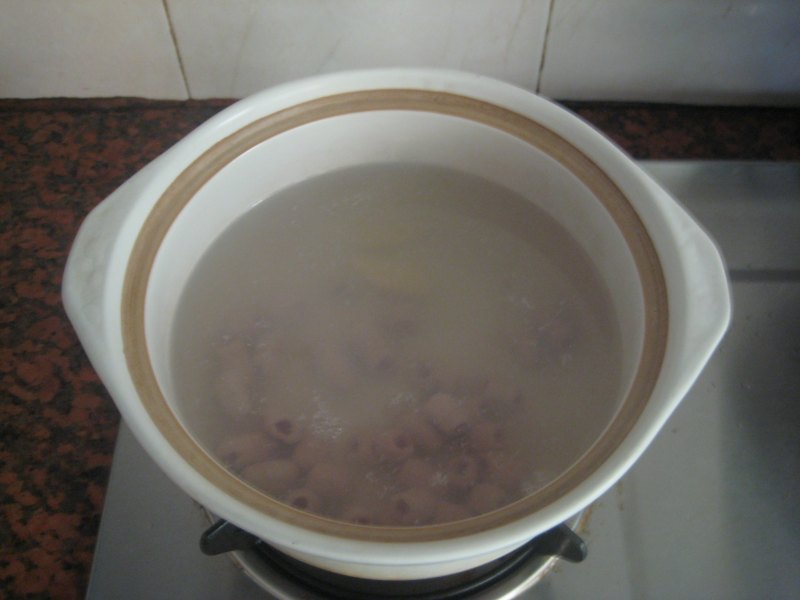 Goji Leaf and Pork Offal Soup Cooking Steps