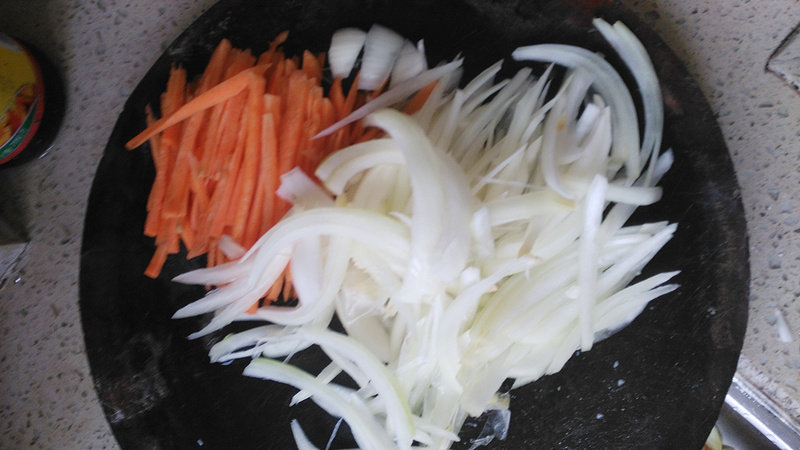 Steps for Carrot and Onion Stir Fry