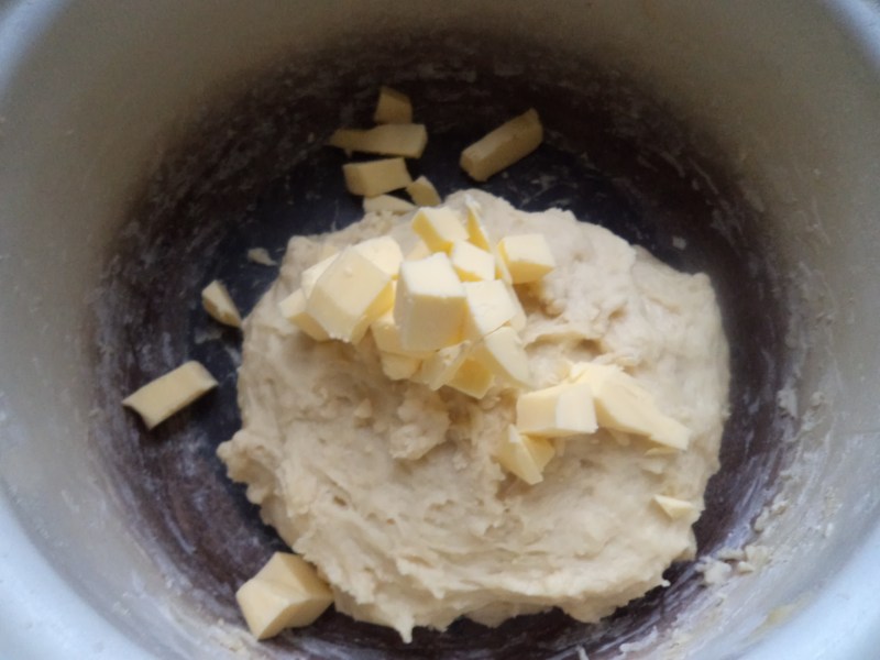 Steps for Making Crispy and Soft Hand-Torn Bread