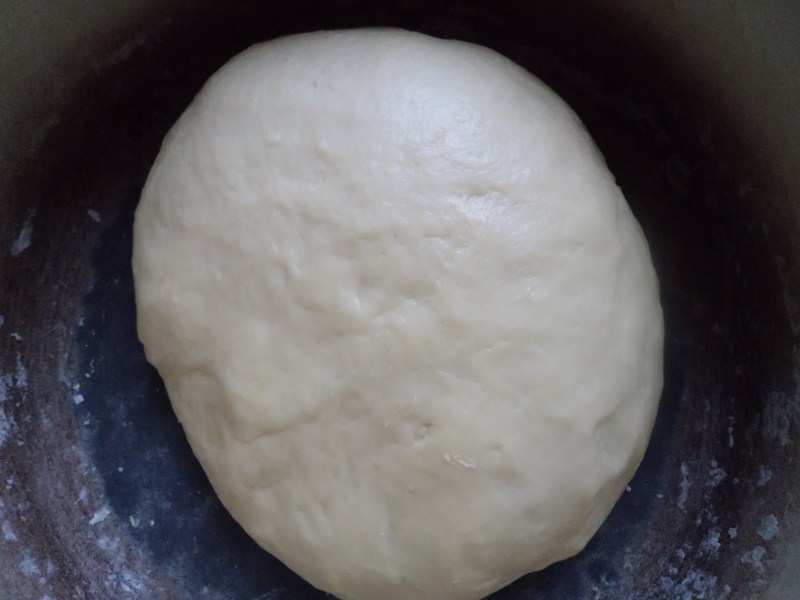 Steps for Making Crispy and Soft Hand-Torn Bread