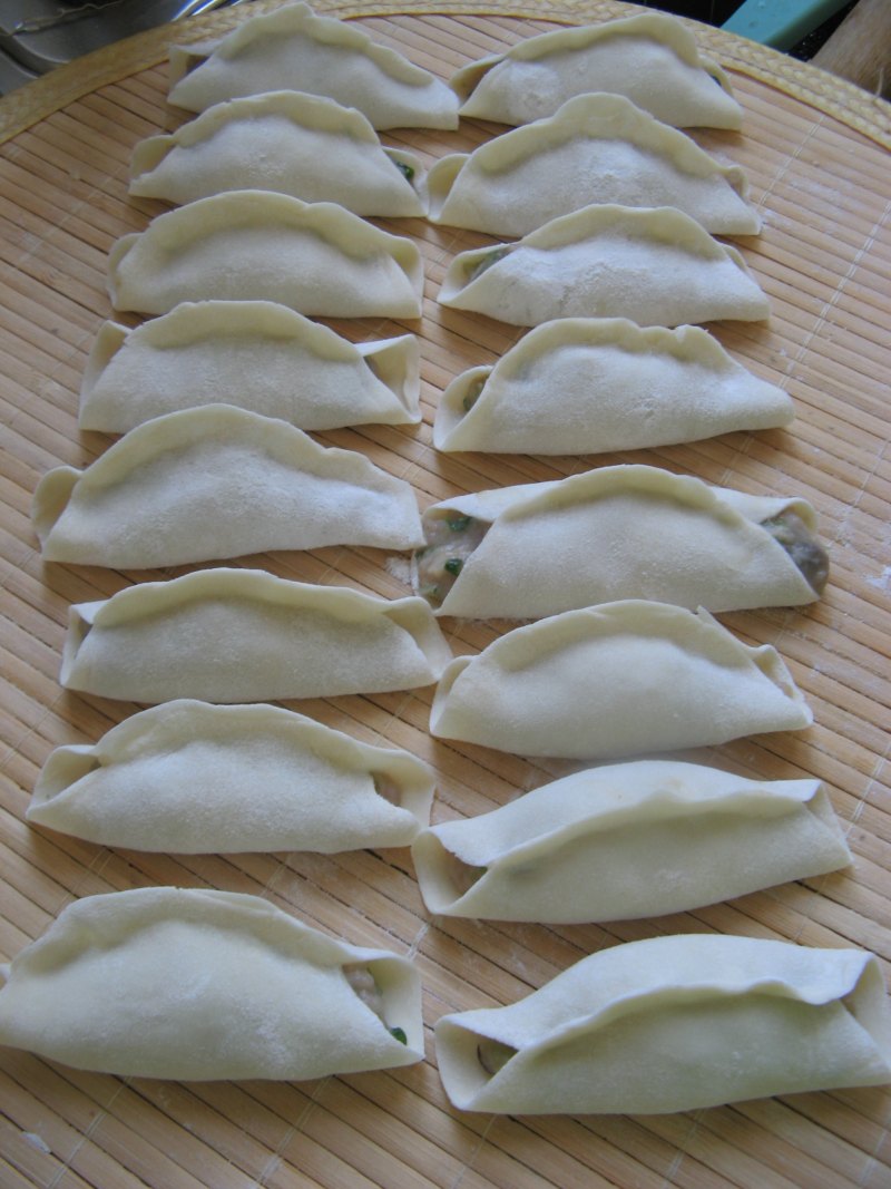 Main Course - Double Mushroom and Oyster Potstickers Cooking Steps