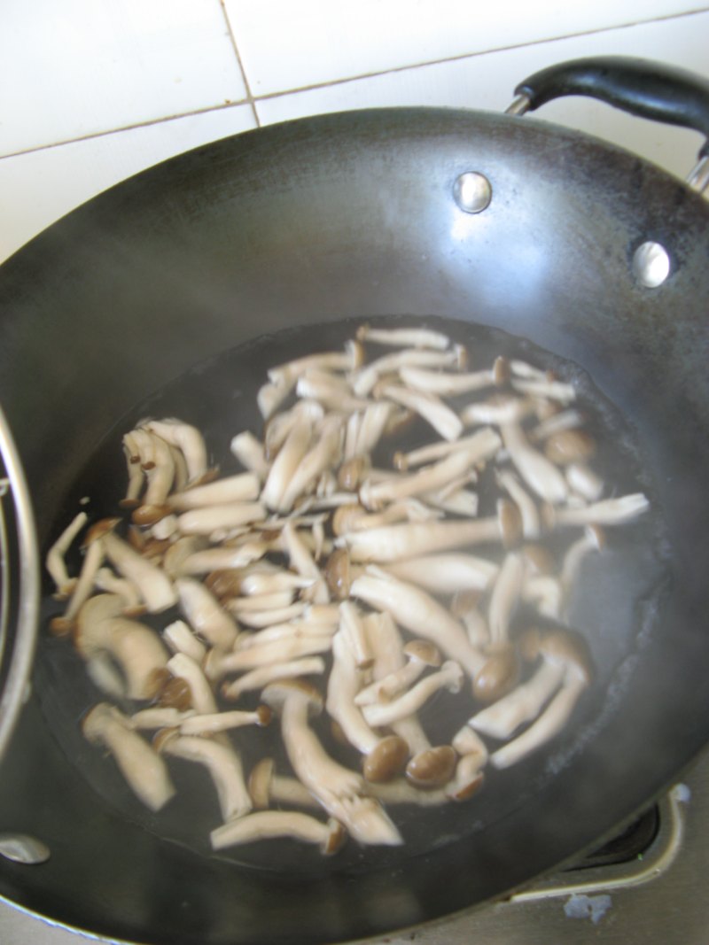 Main Course - Double Mushroom and Oyster Potstickers Cooking Steps