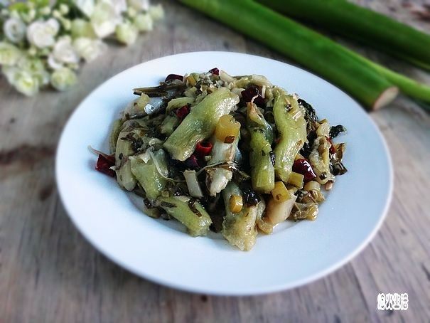 Stir-fried Taro Stems with Pickled Vegetables