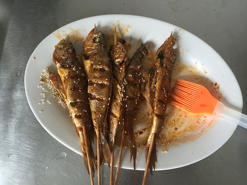 Steps for Cooking Spicy Grilled Yellow Croaker