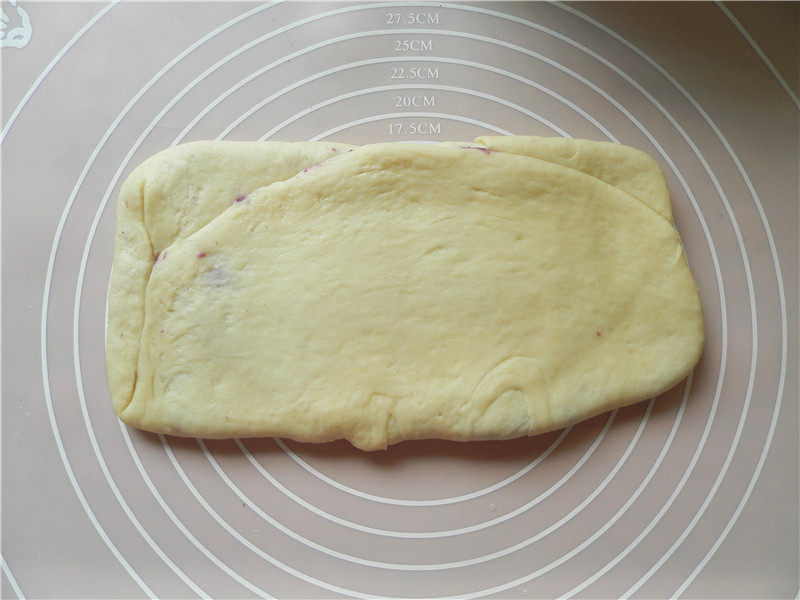 Steps for Making Purple Sweet Potato Rose Bread