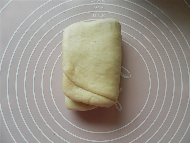 Steps for Making Purple Sweet Potato Rose Bread