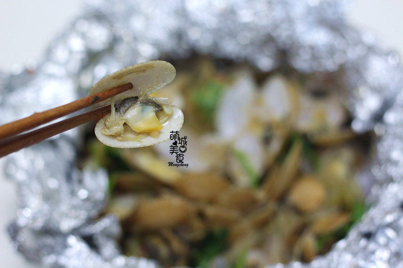 Grilled Clam Noodles