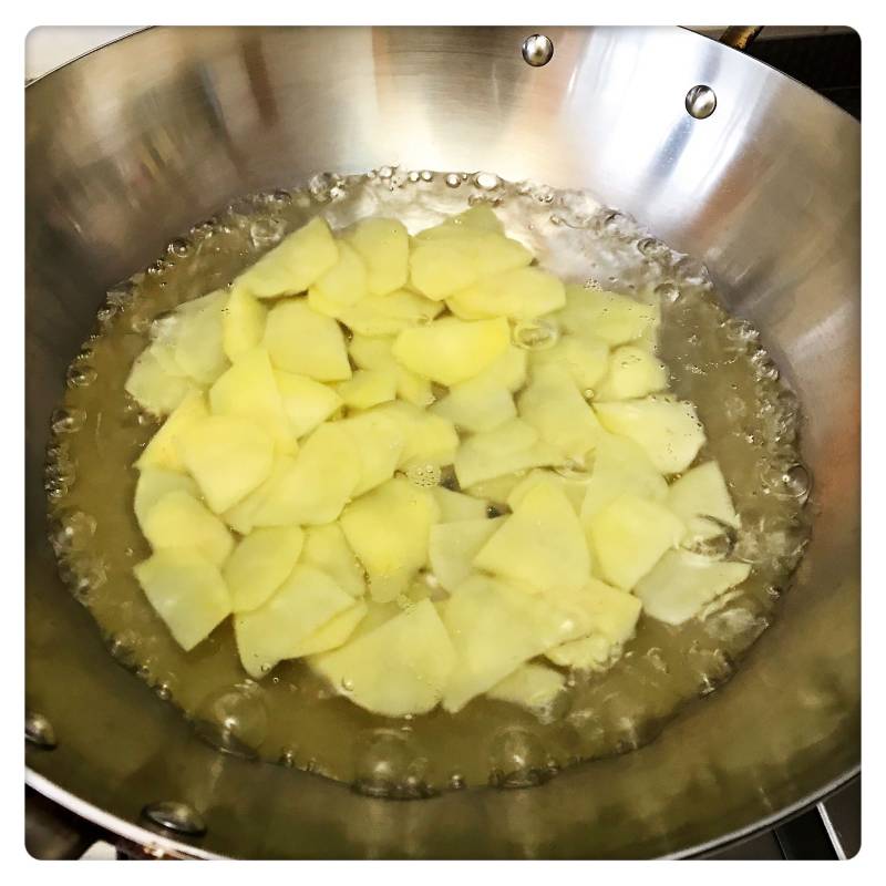 Steps to Make Celery and Potato Slices