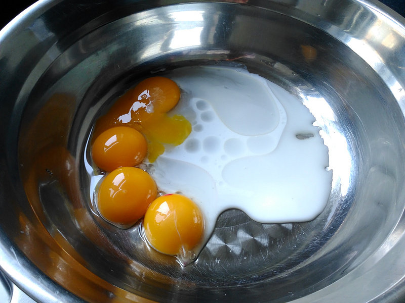 Steps to Make Rice Cooker Cake