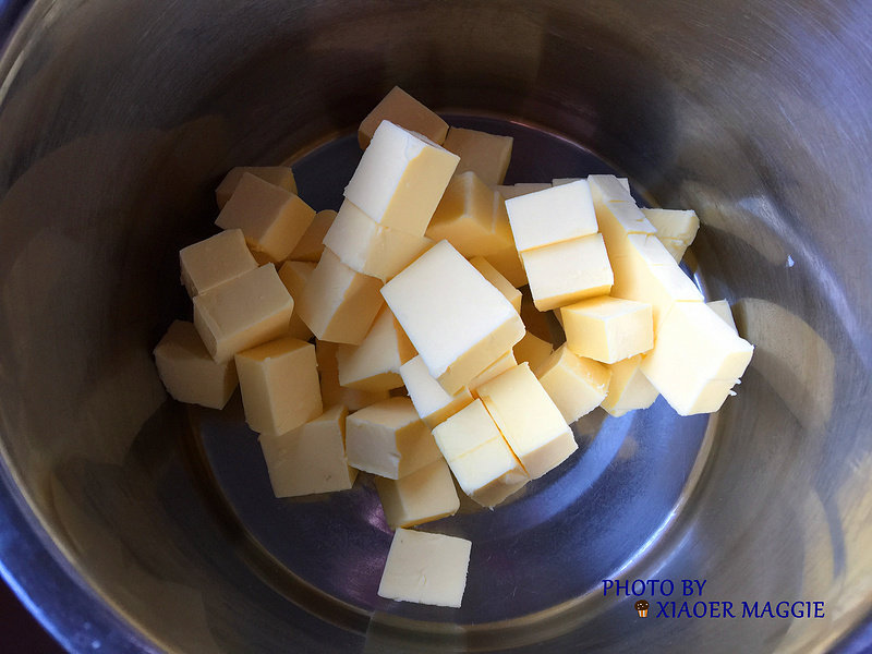 Steps for Making Banana Pound Cake