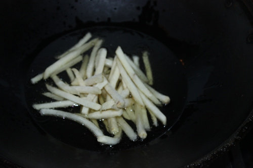 Basil Tomato Sauce French Fries Cooking Steps