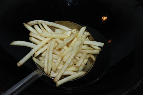 Basil Tomato Sauce French Fries Cooking Steps