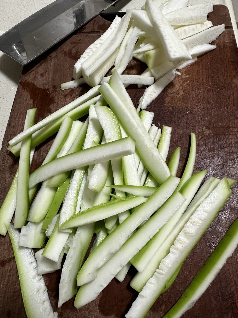 Steps for Stir-fried Zucchini